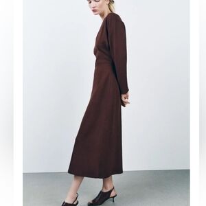 Zara  Burgundy  V-Nack Long Sleeve Dress